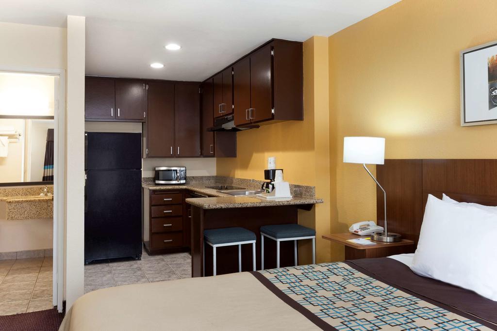 Rodeway Inn San Diego Near Sdsu Екстериор снимка